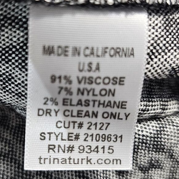 TRINA TURK Black & White Animal Print Knit Bodycon Dress - Size 8 - Picture 7 of 7